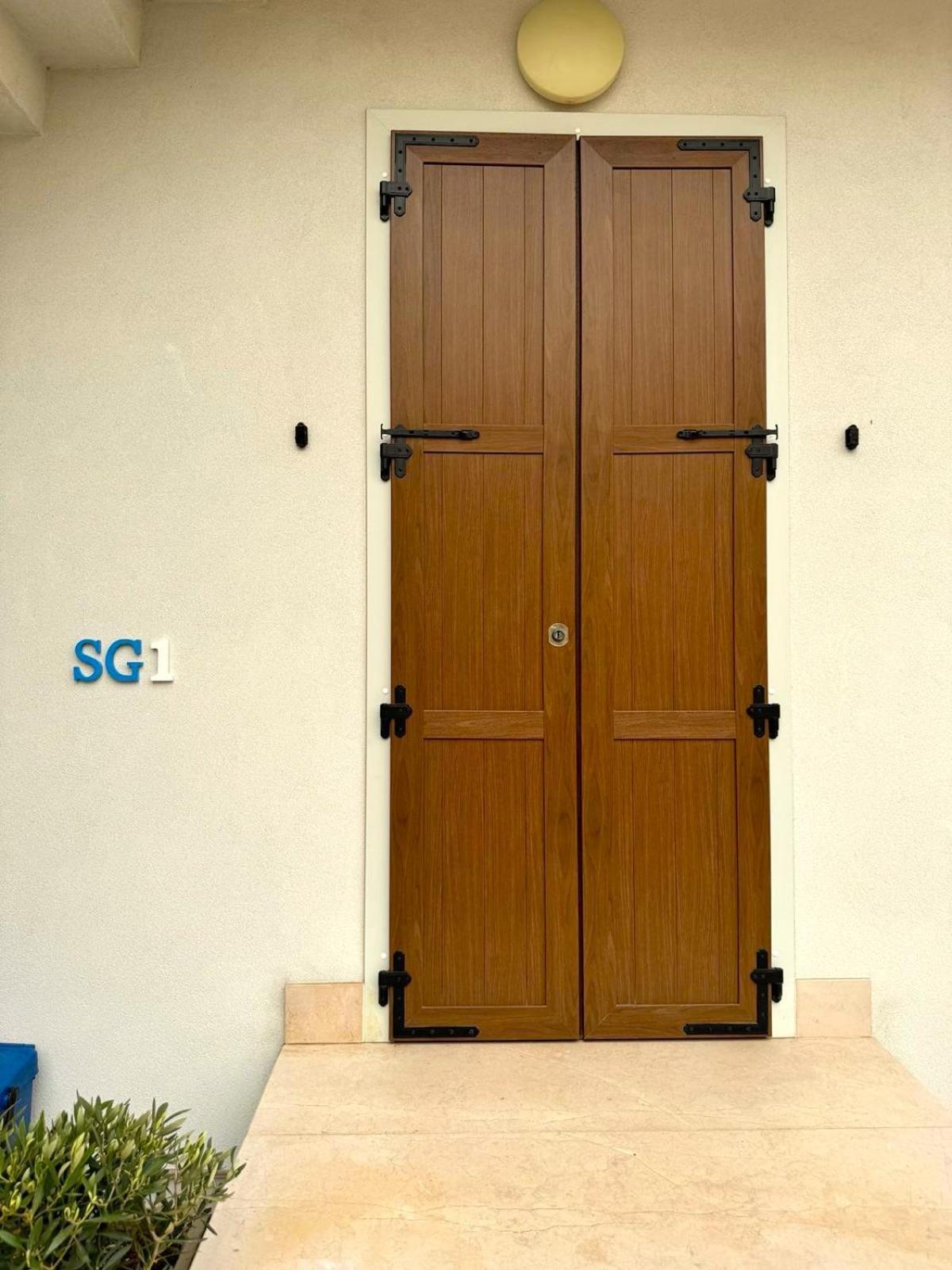 Sg Rooms - Casa Laura Пескиера дел Гарда Екстериор снимка