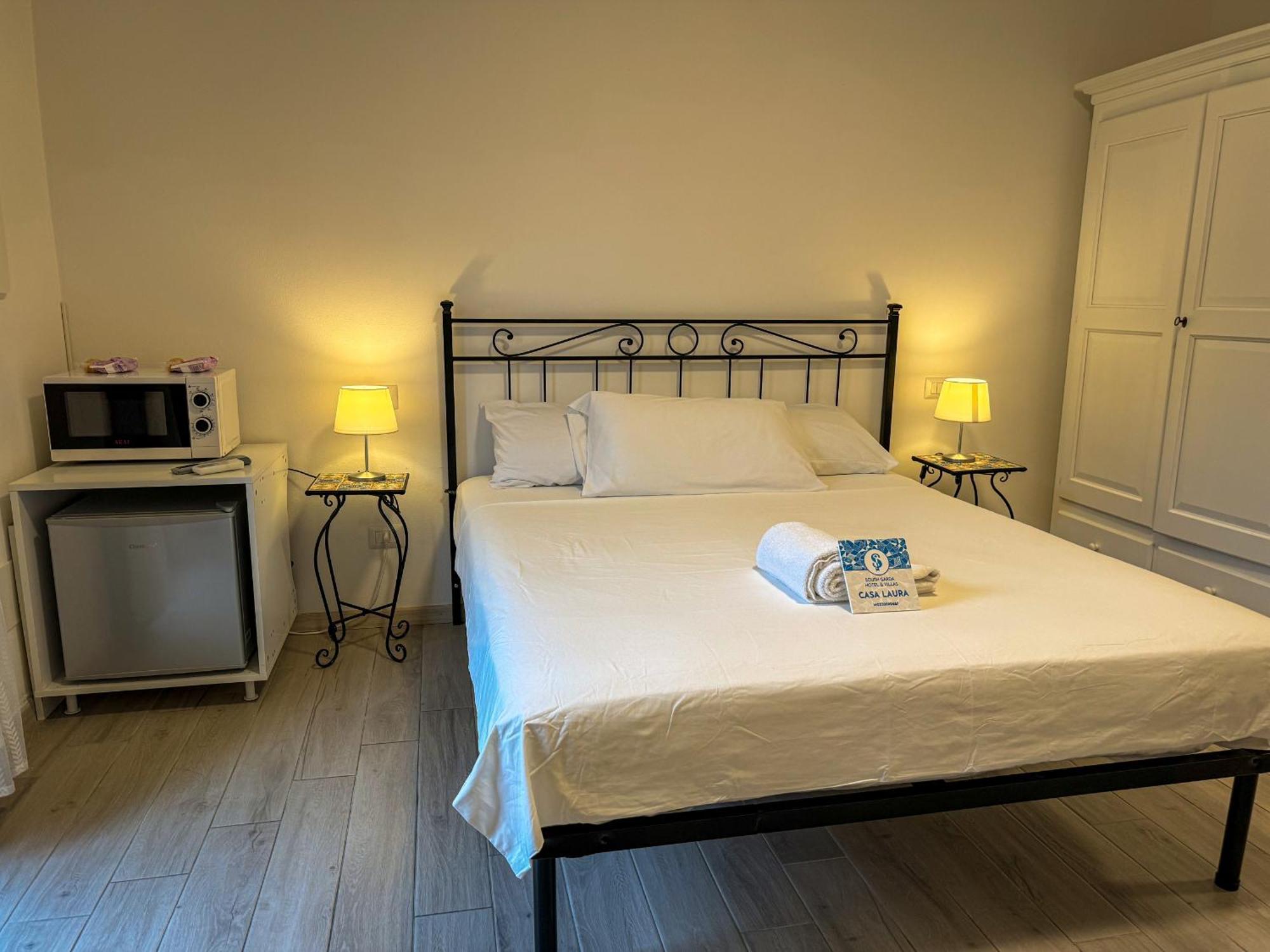 Sg Rooms - Casa Laura Пескиера дел Гарда Екстериор снимка