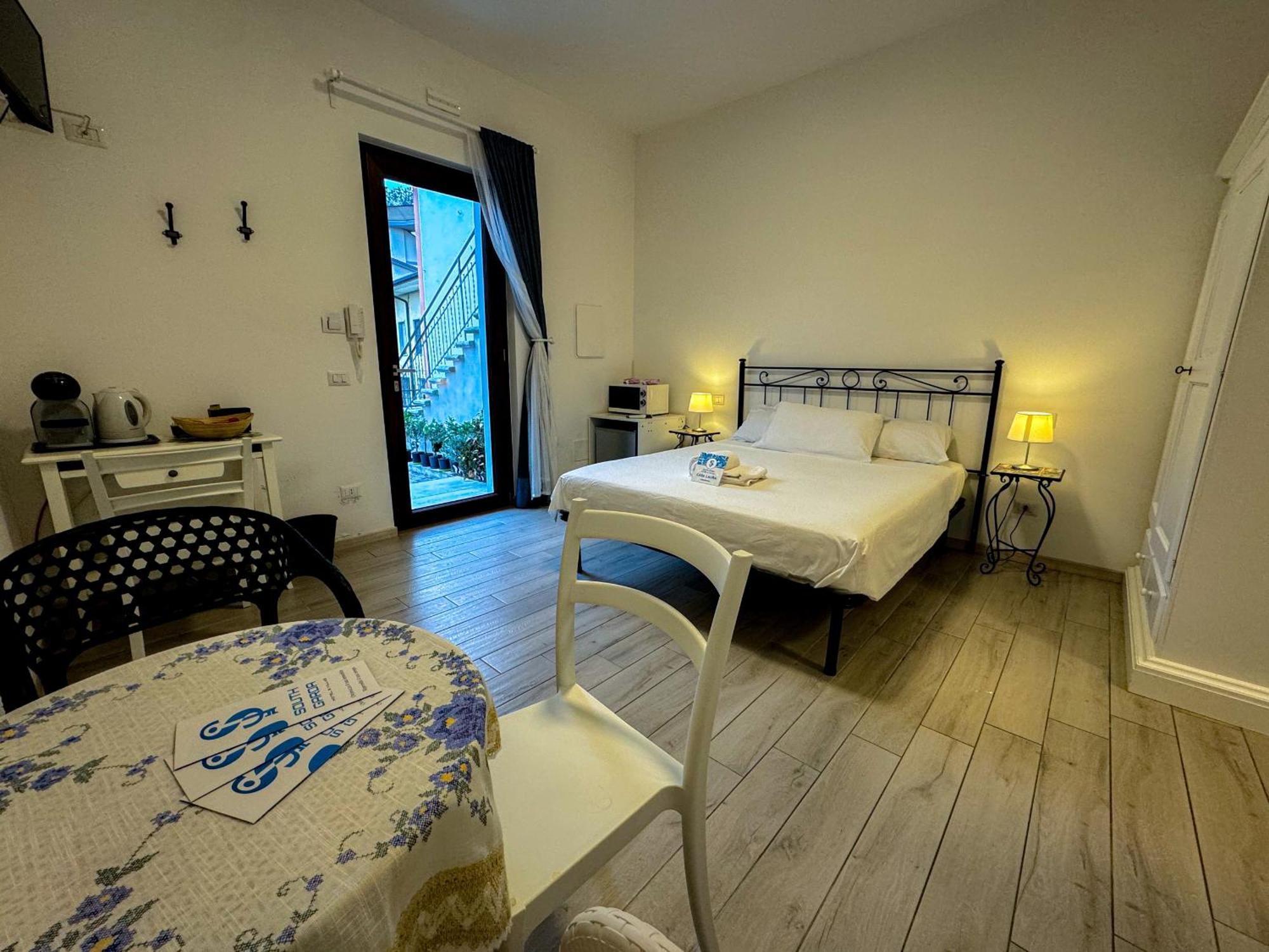 Sg Rooms - Casa Laura Пескиера дел Гарда Екстериор снимка