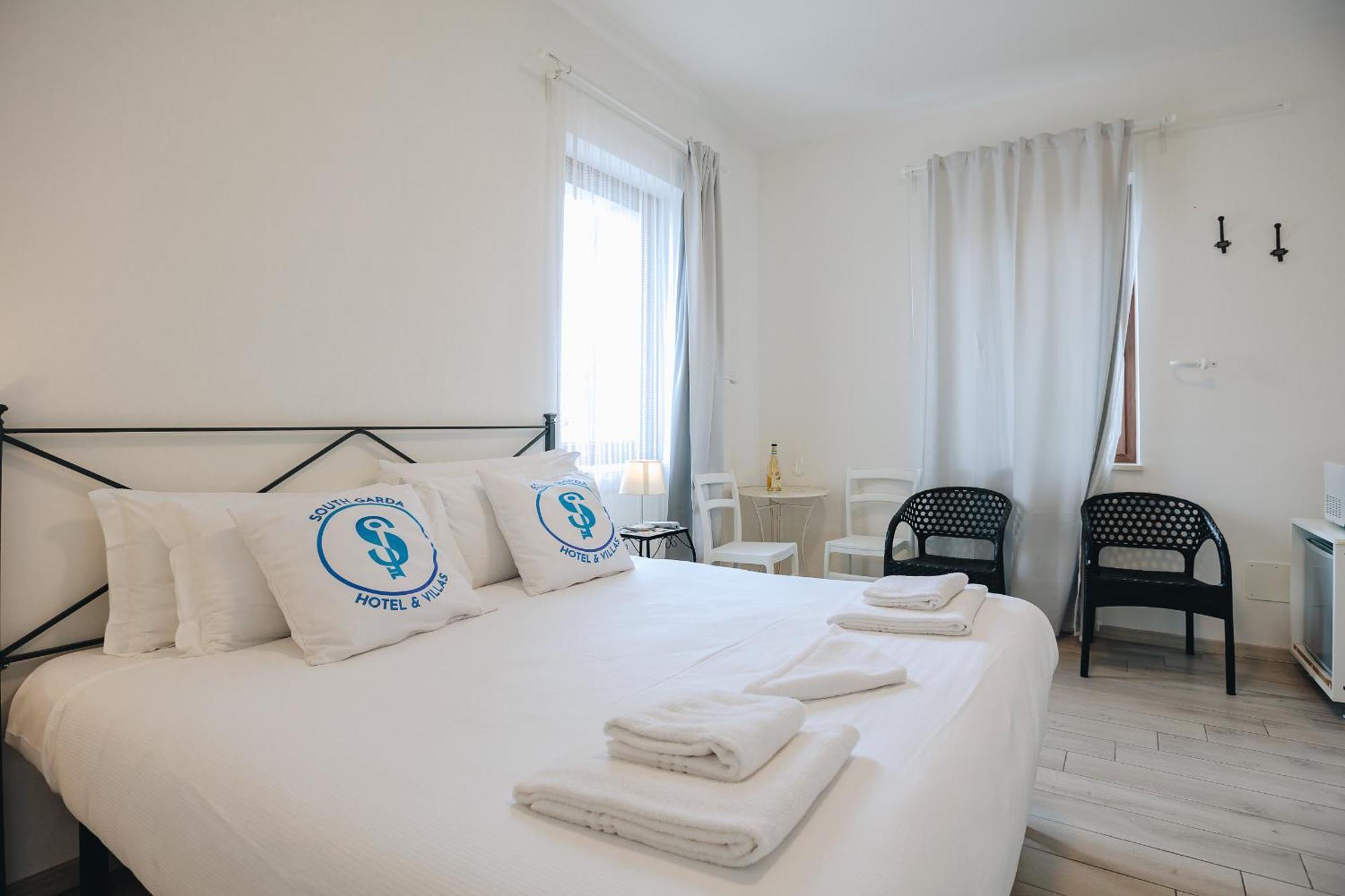 Sg Rooms - Casa Laura Пескиера дел Гарда Екстериор снимка